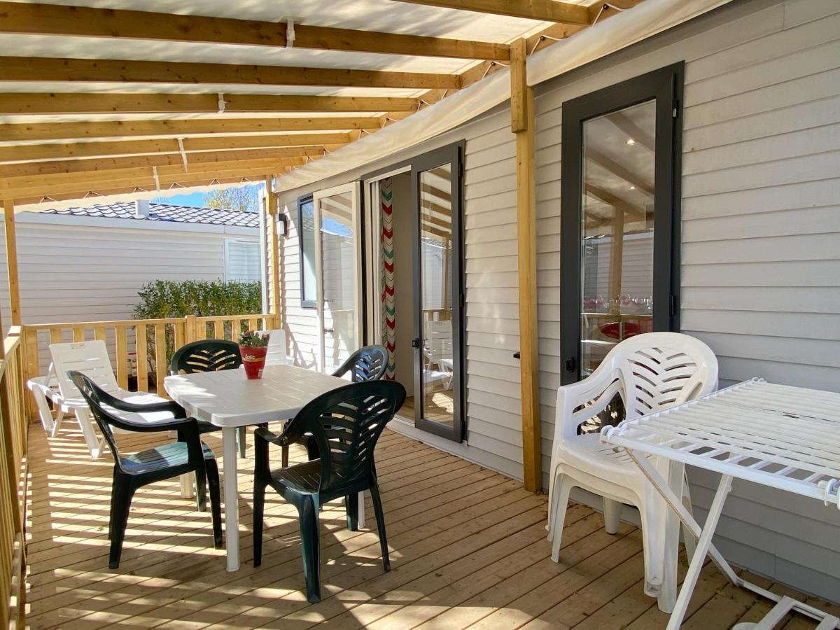 Camping Pleine Mer Hotell Vias Exteriör bild