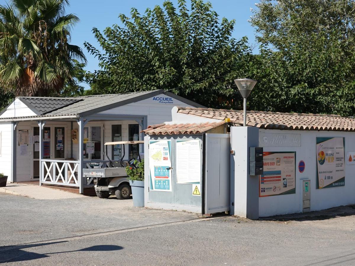 Camping Pleine Mer Hotell Vias Exteriör bild