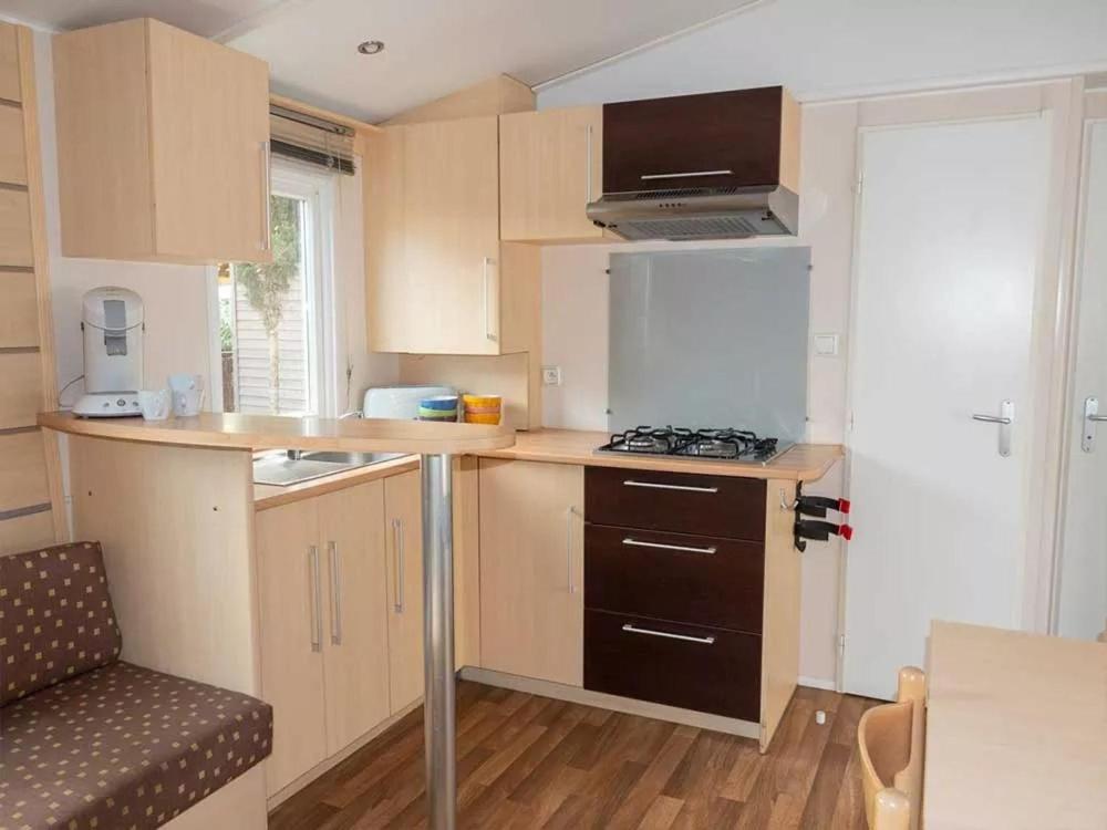 Camping Pleine Mer Hotell Vias Rum bild